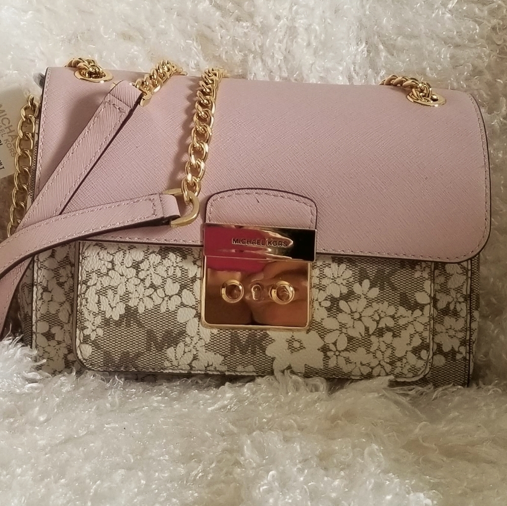 Michael Kors Brandy Flat Purse